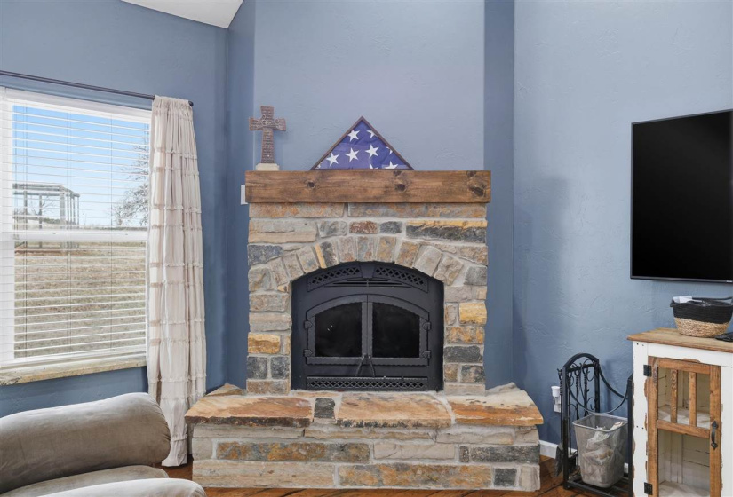 3 Bedrooms Bedrooms, 0 ,2 BathroomsBathrooms,Residential,Single Family,840,1,133391