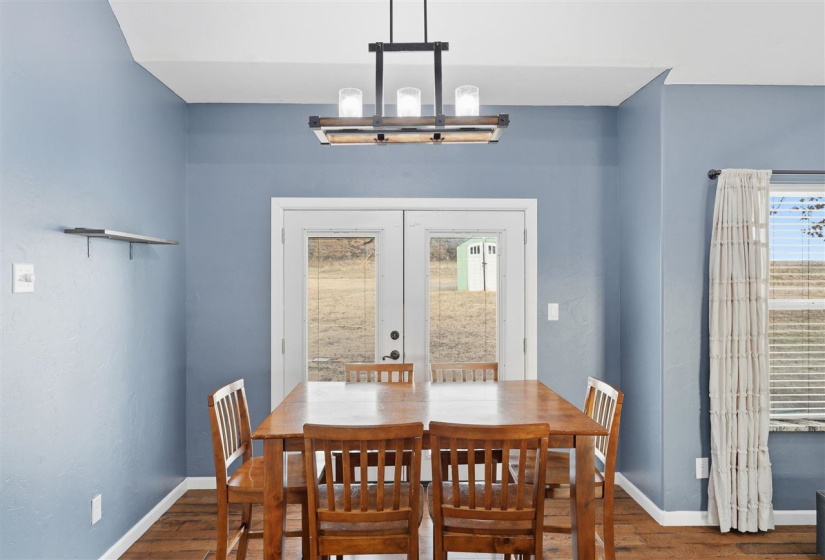 3 Bedrooms Bedrooms, 0 ,2 BathroomsBathrooms,Residential,Single Family,840,1,133391