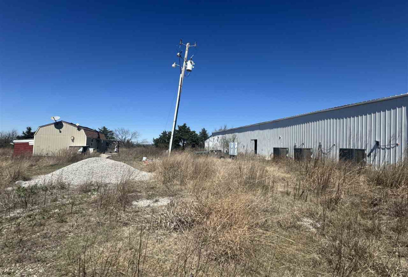 1 Bedroom Bedrooms, 0 ,1 BathroomBathrooms,Residential,Single Family,6th,1,133394