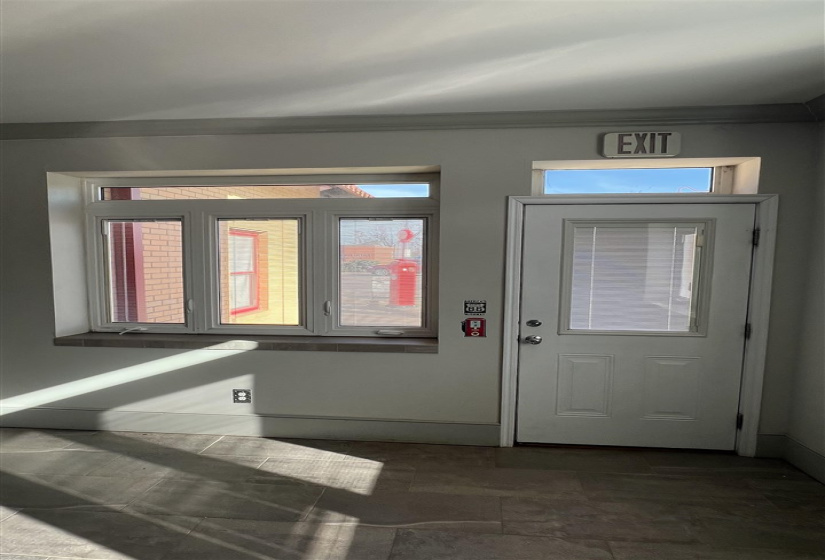 4 Bedrooms Bedrooms, 0 ,2 BathroomsBathrooms,Residential,Condominium/townhouse,Main,2,133395