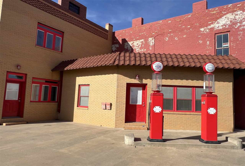 4 Bedrooms Bedrooms, 0 ,2 BathroomsBathrooms,Residential,Condominium/townhouse,Main,2,133395