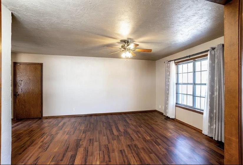 3 Bedrooms Bedrooms, 0 ,2 BathroomsBathrooms,Residential,Single Family,Hartwood,1,133396