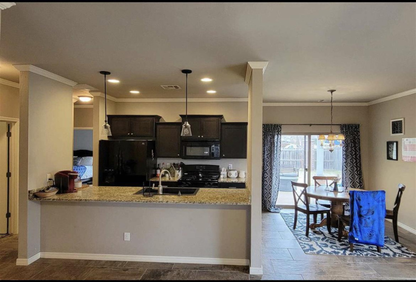 3 Bedrooms Bedrooms, 0 ,2 BathroomsBathrooms,Residential,Single Family,13th,1,133397