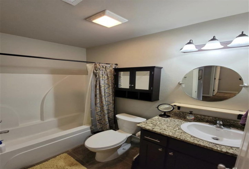 3 Bedrooms Bedrooms, 0 ,2 BathroomsBathrooms,Residential,Single Family,13th,1,133397