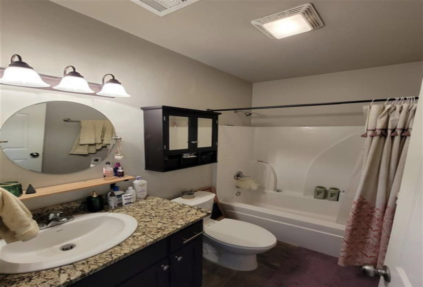 3 Bedrooms Bedrooms, 0 ,2 BathroomsBathrooms,Residential,Single Family,13th,1,133397