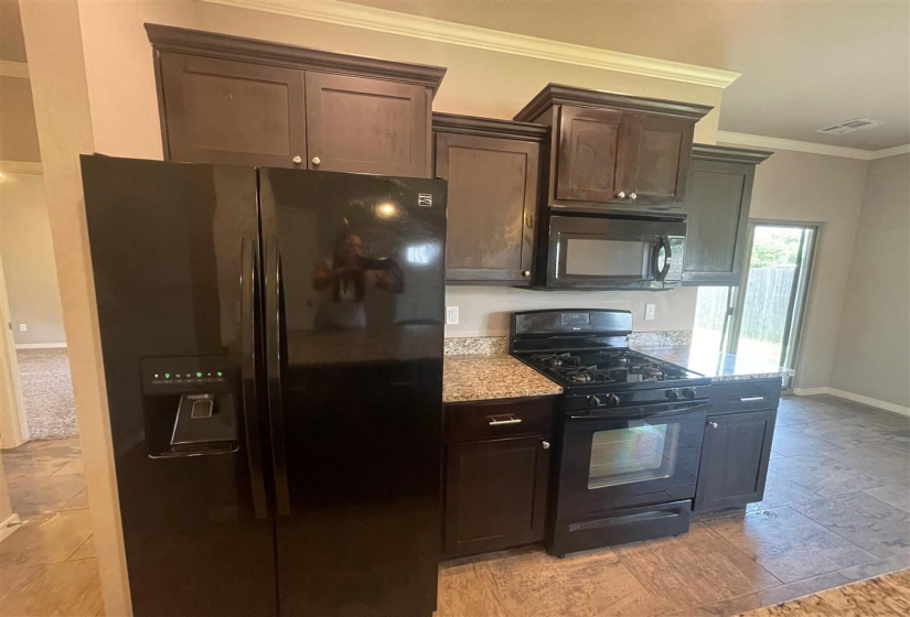 3 Bedrooms Bedrooms, 0 ,2 BathroomsBathrooms,Residential,Single Family,13th,1,133397