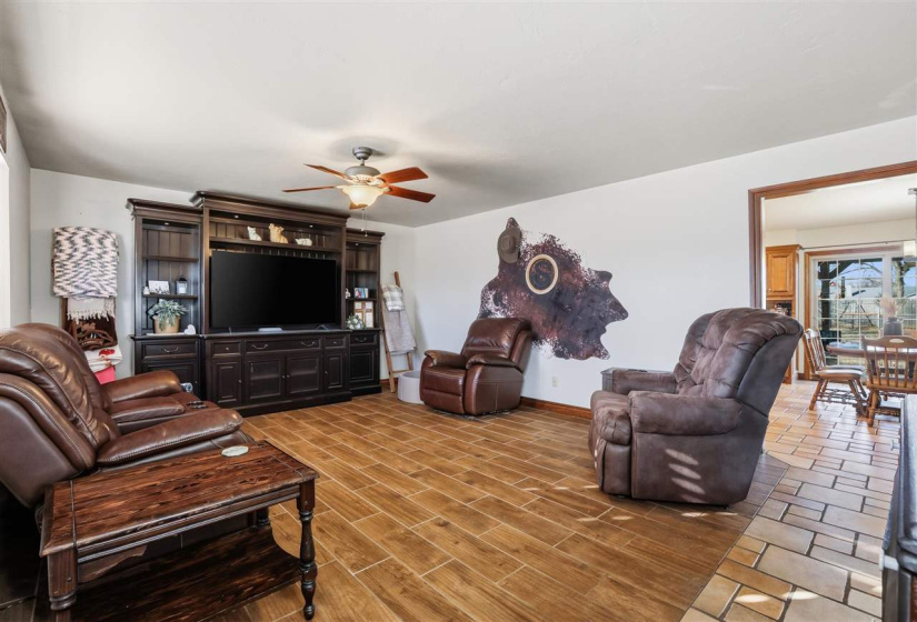 3 Bedrooms Bedrooms, 0 ,3 BathroomsBathrooms,Residential,Single Family,Quail Creek,1,133398