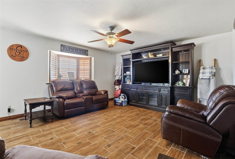 3 Bedrooms Bedrooms, 0 ,3 BathroomsBathrooms,Residential,Single Family,Quail Creek,1,133398