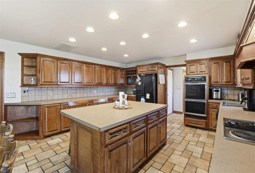 3 Bedrooms Bedrooms, 0 ,3 BathroomsBathrooms,Residential,Single Family,Quail Creek,1,133398