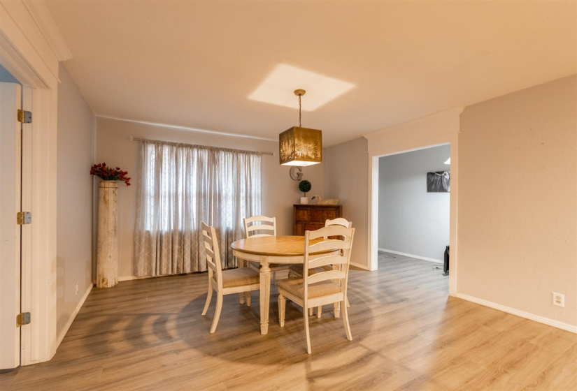 4 Bedrooms Bedrooms, 0 ,4 BathroomsBathrooms,Residential,Single Family,122nd,1,133406