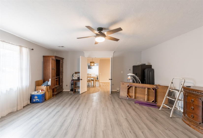 4 Bedrooms Bedrooms, 0 ,4 BathroomsBathrooms,Residential,Single Family,122nd,1,133406