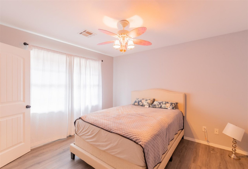 4 Bedrooms Bedrooms, 0 ,4 BathroomsBathrooms,Residential,Single Family,122nd,1,133406