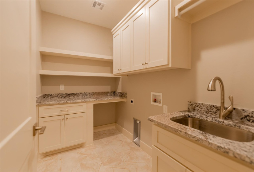 4 Bedrooms Bedrooms, 0 ,3 BathroomsBathrooms,Residential,Single Family,Blanco Bend,1,133407