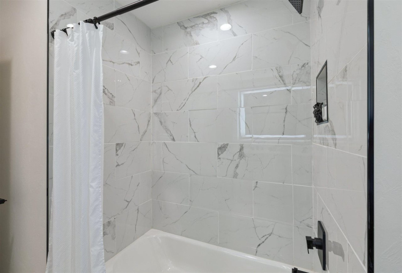 3 Bedrooms Bedrooms, 0 ,1 BathroomBathrooms,Residential,Single Family,Priscilla,1,133409