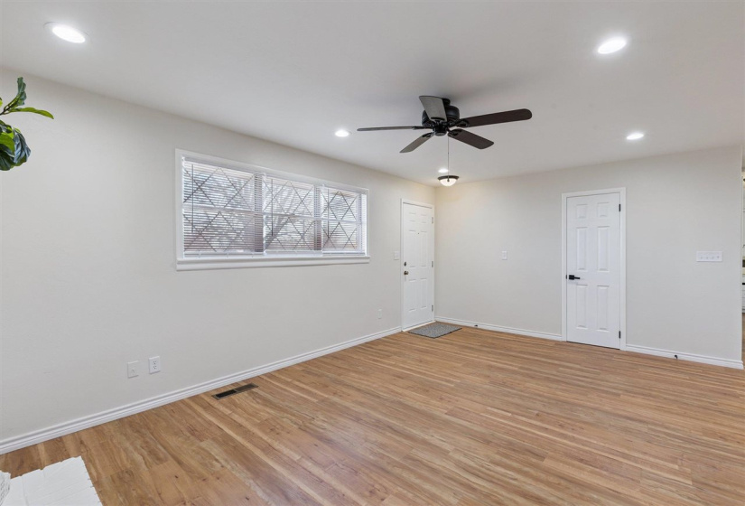 3 Bedrooms Bedrooms, 0 ,1 BathroomBathrooms,Residential,Single Family,Priscilla,1,133409