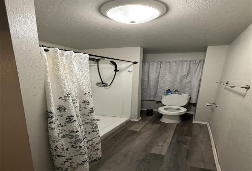 2 Bedrooms Bedrooms, 0 ,2 BathroomsBathrooms,Residential,Single Family,Walnut,1,133313