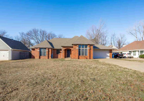 3 Bedrooms Bedrooms, 0 ,2 BathroomsBathrooms,Residential,Single Family,Wedgewood Ct,1,133415