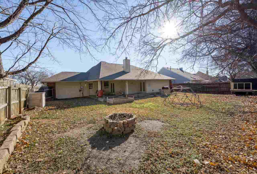 3 Bedrooms Bedrooms, 0 ,2 BathroomsBathrooms,Residential,Single Family,Wedgewood Ct,1,133415