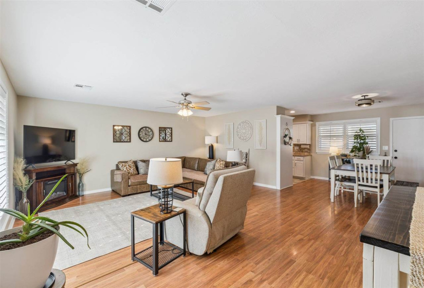 3 Bedrooms Bedrooms, 0 ,2 BathroomsBathrooms,Residential,Single Family,12th,1,133416