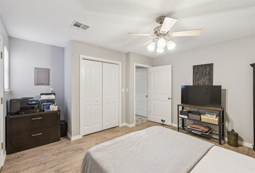 3 Bedrooms Bedrooms, 0 ,2 BathroomsBathrooms,Residential,Single Family,12th,1,133416