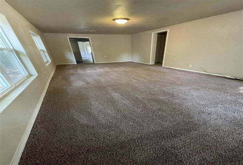 2 Bedrooms Bedrooms, 0 ,1 BathroomBathrooms,Residential,Single Family,Springfield,1,133420