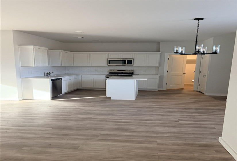 3 Bedrooms Bedrooms, 0 ,2 BathroomsBathrooms,Residential,Single Family,Wrangler Pass,1,133426