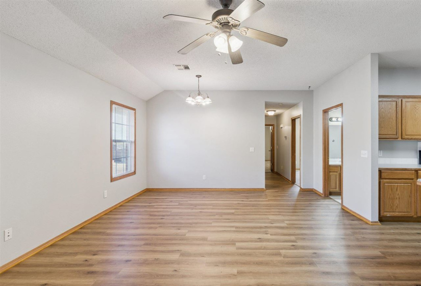 0 , 0 ,3 BathroomsBathrooms,Multi-family,Duplex,Pecan Hill,1,133440