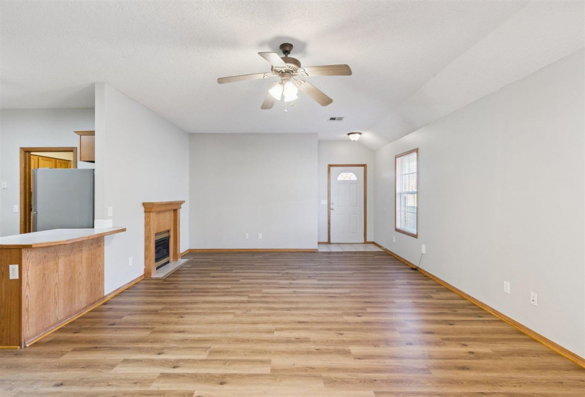 0 , 0 ,3 BathroomsBathrooms,Multi-family,Duplex,Pecan Hill,1,133440