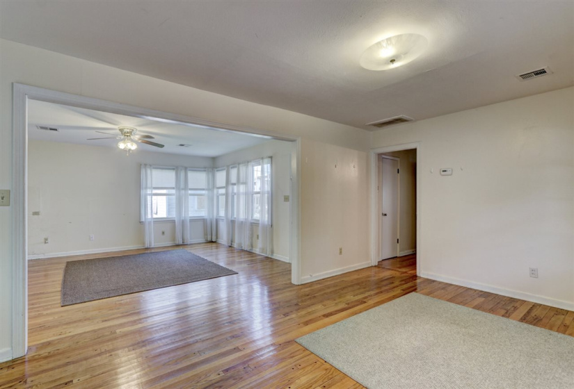 0 , 0 ,1 BathroomBathrooms,Multi-family,Duplex,Duck,1,133448