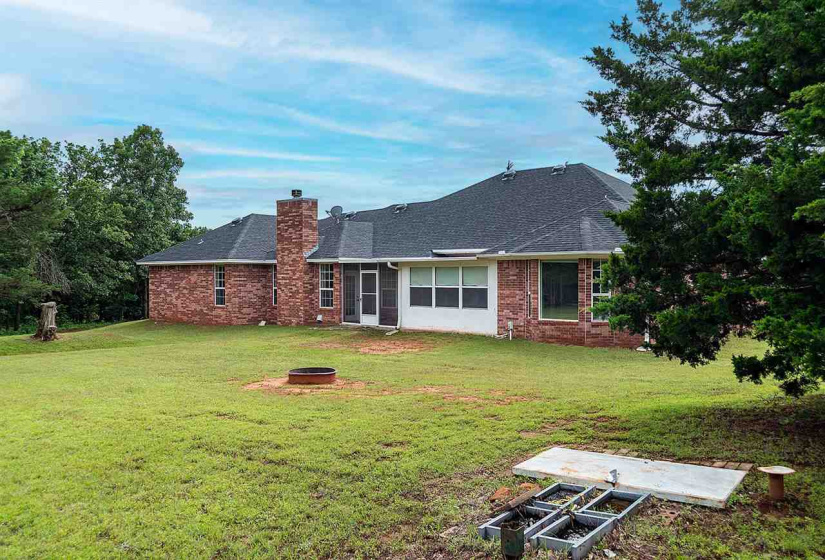 4 Bedrooms Bedrooms, 0 ,3 BathroomsBathrooms,Residential,Single Family,Bluebird,1,133437