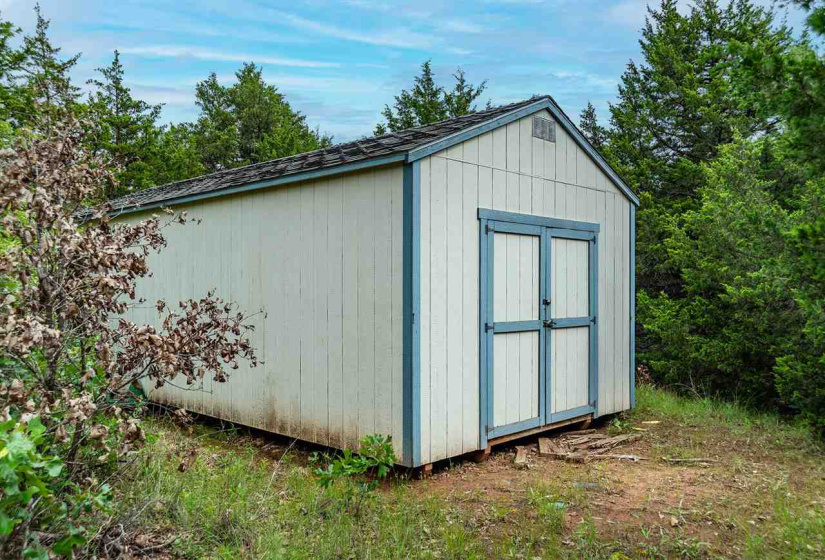 4 Bedrooms Bedrooms, 0 ,3 BathroomsBathrooms,Residential,Single Family,Bluebird,1,133437