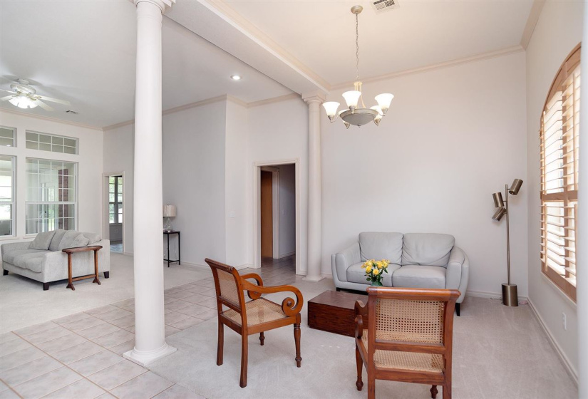 4 Bedrooms Bedrooms, 0 ,3 BathroomsBathrooms,Residential,Single Family,Bluebird,1,133437