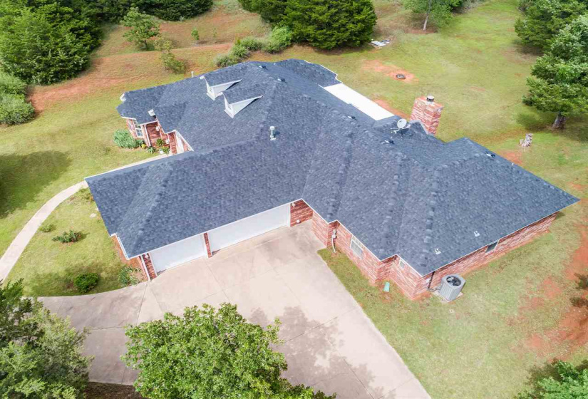 4 Bedrooms Bedrooms, 0 ,3 BathroomsBathrooms,Residential,Single Family,Bluebird,1,133437