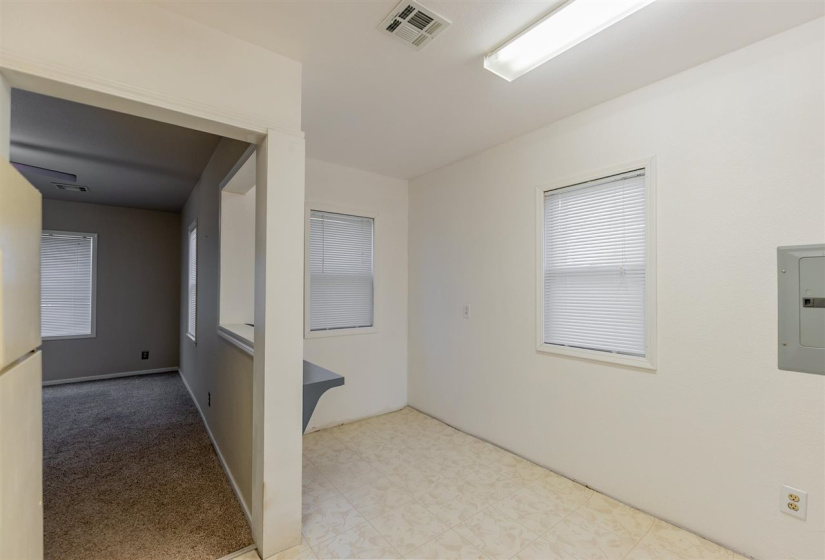 2 Bedrooms Bedrooms, 0 ,1 BathroomBathrooms,Residential,Single Family,Park,1,133438