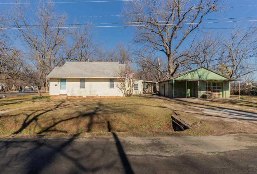 2 Bedrooms Bedrooms, 0 ,1 BathroomBathrooms,Residential,Single Family,Park,1,133438