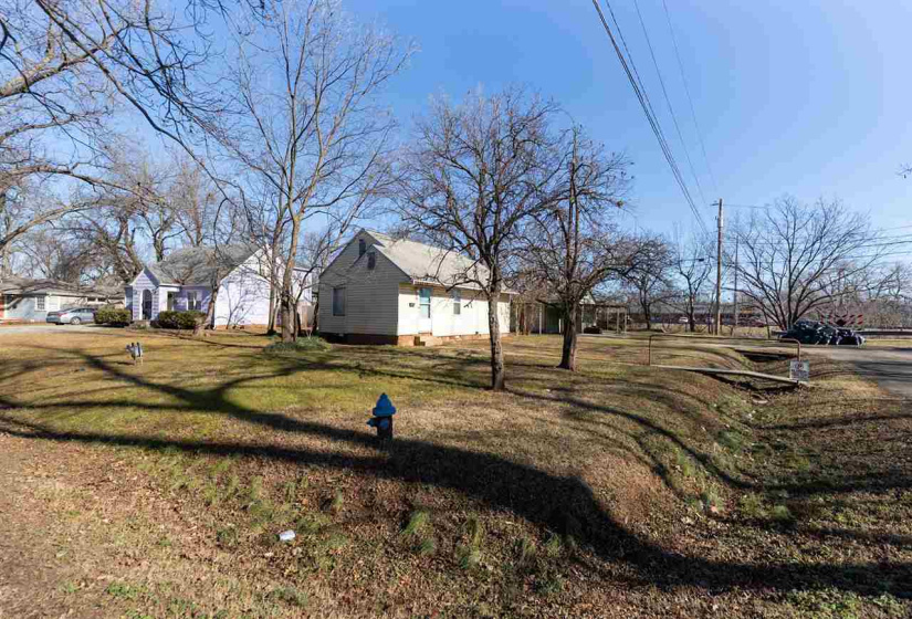 2 Bedrooms Bedrooms, 0 ,1 BathroomBathrooms,Residential,Single Family,Park,1,133438