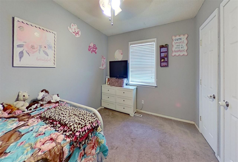 3 Bedrooms Bedrooms, 0 ,1 BathroomBathrooms,Residential,Single Family,Pecan,1,133439