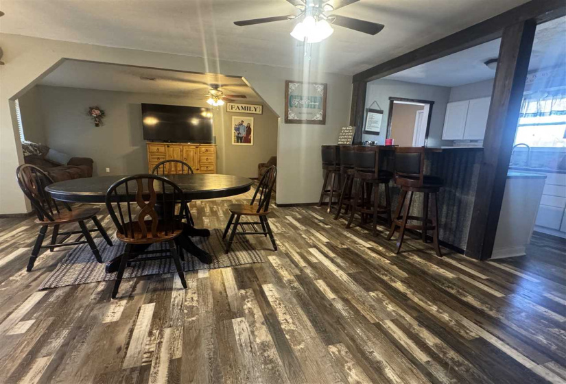 3 Bedrooms Bedrooms, 0 ,1 BathroomBathrooms,Residential,Single Family,Pecan,1,133439