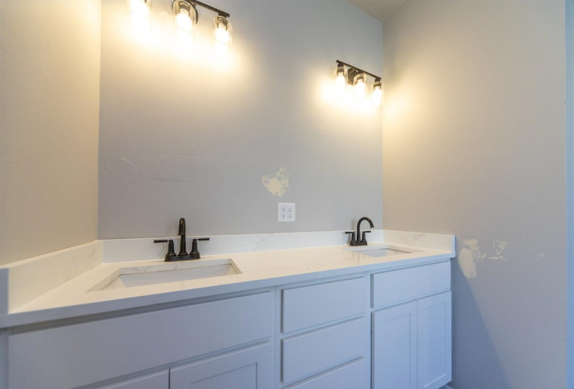 3 Bedrooms Bedrooms, 0 ,2 BathroomsBathrooms,Residential,Single Family,Main,1,133443