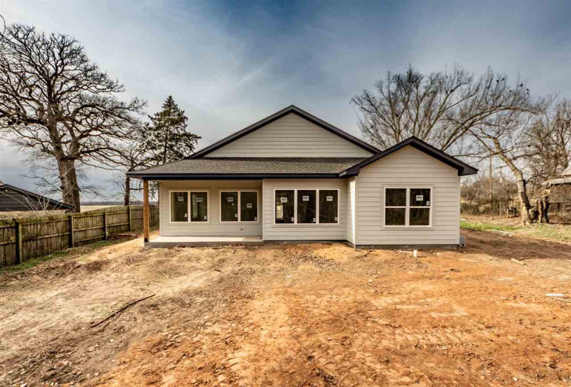 3 Bedrooms Bedrooms, 0 ,2 BathroomsBathrooms,Residential,Single Family,Main,1,133443