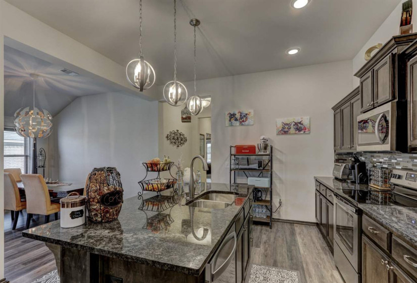 3 Bedrooms Bedrooms, 0 ,2 BathroomsBathrooms,Residential,Single Family,Landry Ln,1,133447