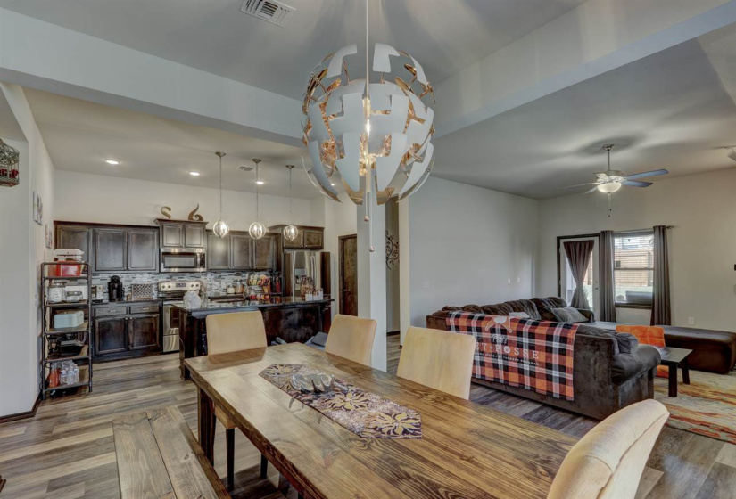 3 Bedrooms Bedrooms, 0 ,2 BathroomsBathrooms,Residential,Single Family,Landry Ln,1,133447