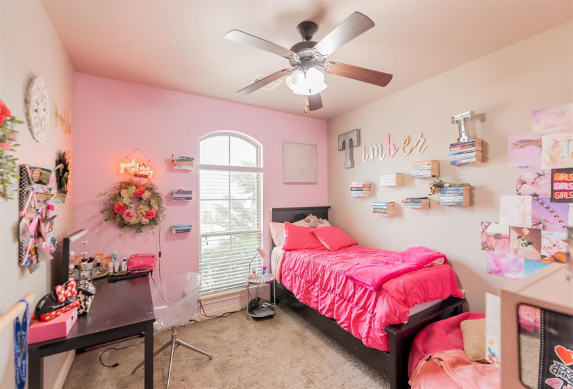 4 Bedrooms Bedrooms, 0 ,4 BathroomsBathrooms,Residential,Single Family,Montera,1.5,133450