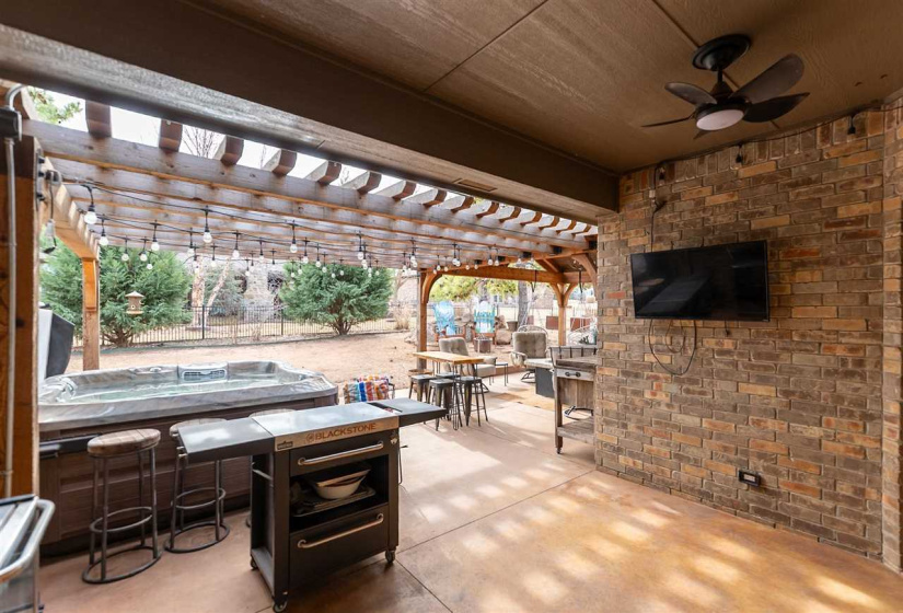 4 Bedrooms Bedrooms, 0 ,4 BathroomsBathrooms,Residential,Single Family,Montera,1.5,133450