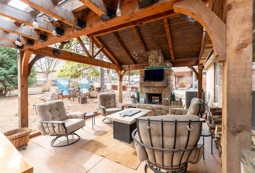 4 Bedrooms Bedrooms, 0 ,4 BathroomsBathrooms,Residential,Single Family,Montera,1.5,133450