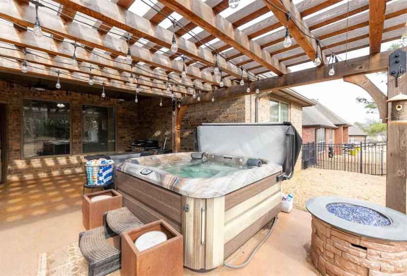 4 Bedrooms Bedrooms, 0 ,4 BathroomsBathrooms,Residential,Single Family,Montera,1.5,133450