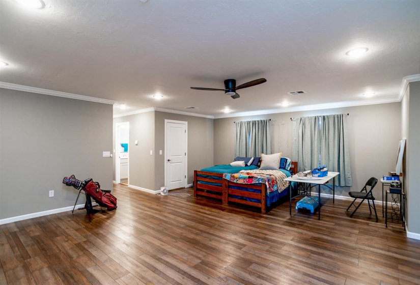 5 Bedrooms Bedrooms, 0 ,4 BathroomsBathrooms,Residential,Single Family,Will Rogers,1.5,132920