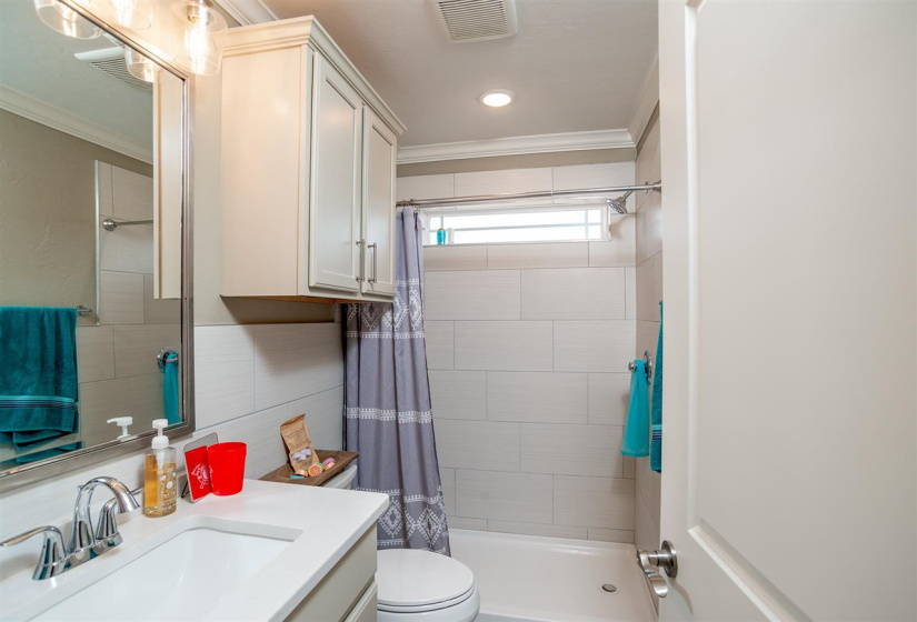 5 Bedrooms Bedrooms, 0 ,4 BathroomsBathrooms,Residential,Single Family,Will Rogers,1.5,132920