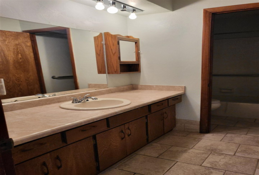 3 Bedrooms Bedrooms, 0 ,2 BathroomsBathrooms,Residential,Single Family,Cookson,1,133455