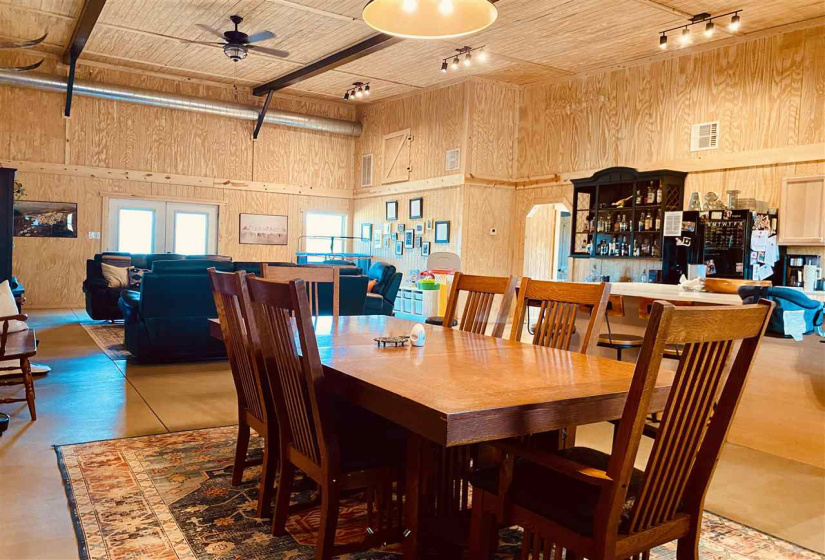 4 Bedrooms Bedrooms, 0 ,2 BathroomsBathrooms,Residential,Single Family,Rose,1,133467